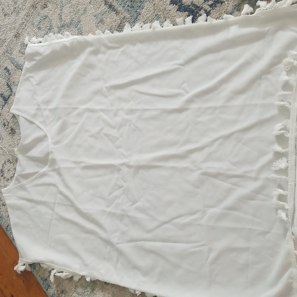 Cover ups - Picture 5 of 5